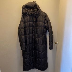 Full length vintage The North Face Metropolis Parka. 700 fill down. Flawless.